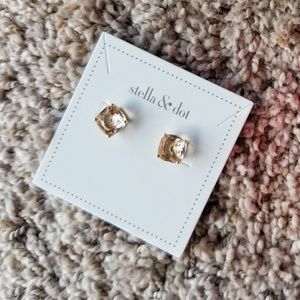 Stella & Dot Luxe Studs - Pink - NIB